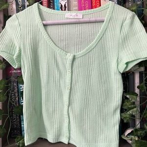 elodie green button up cropped tee